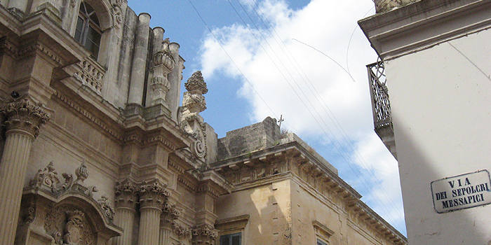 Lecce la chiesa barocca di Santa Teresa